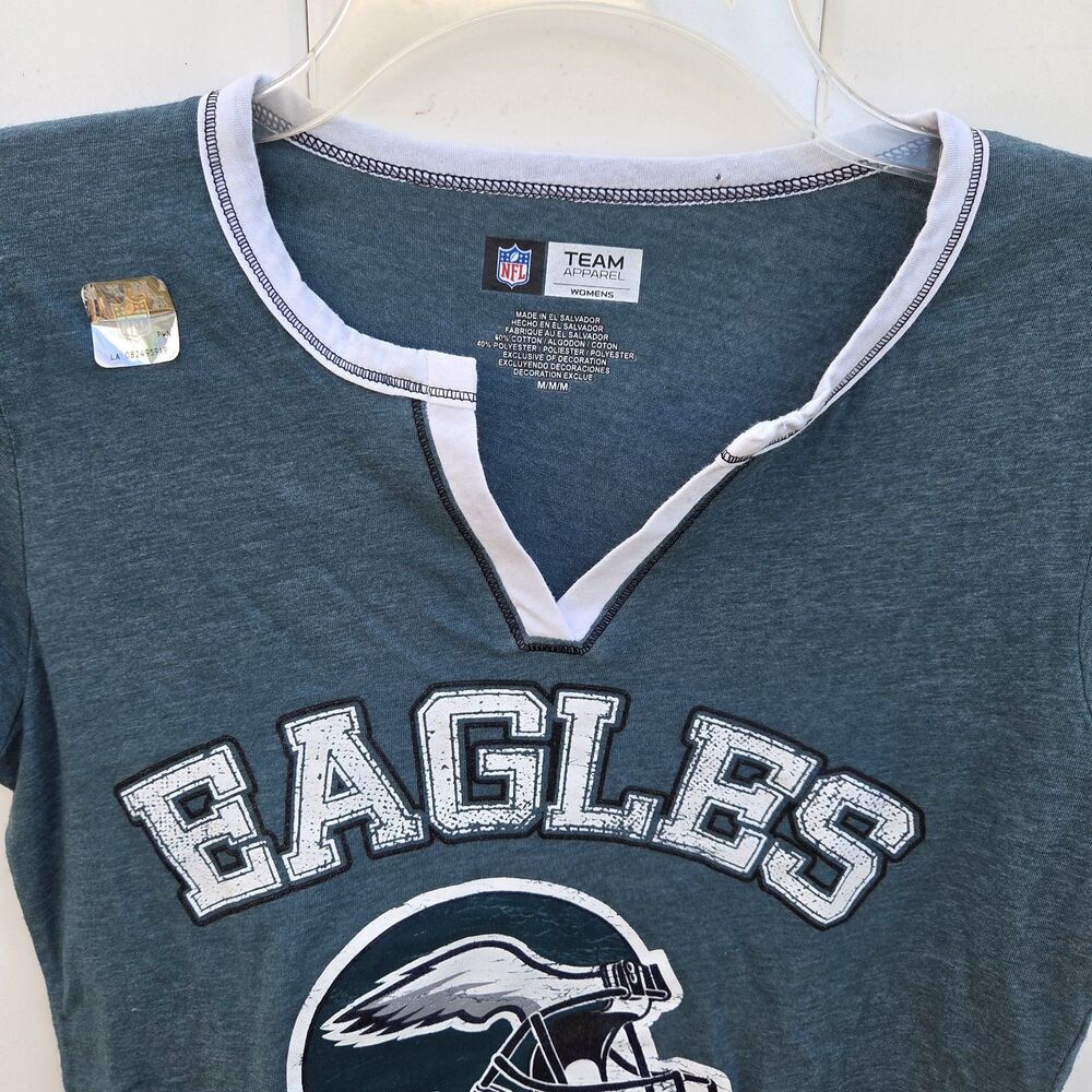 NFL Team Apparel Women’s Philadelphia Eagles Football T-shirt Size M - Picture 2 of 6